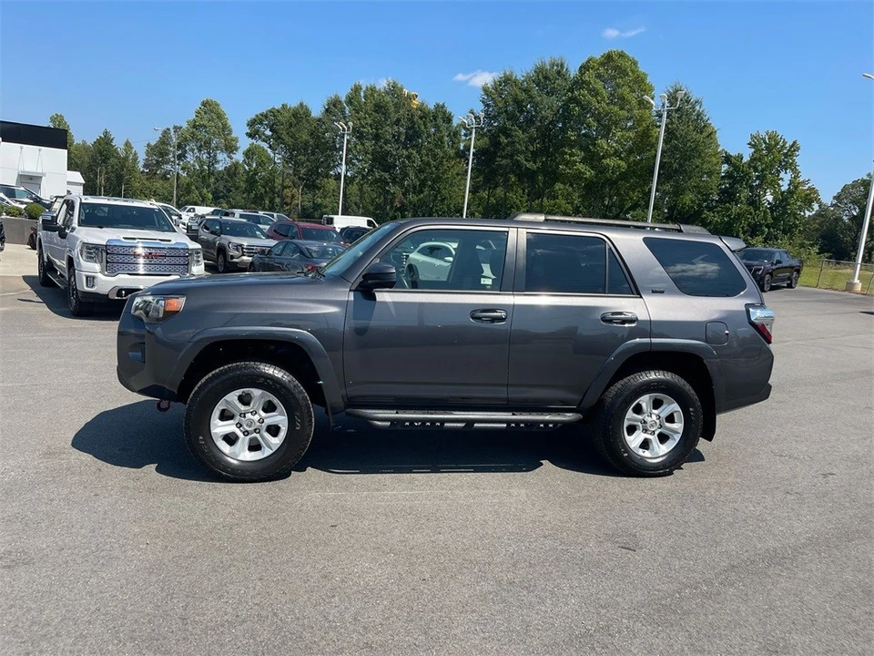 2017 Toyota 4Runner 5th Gen - Image 2 of 12