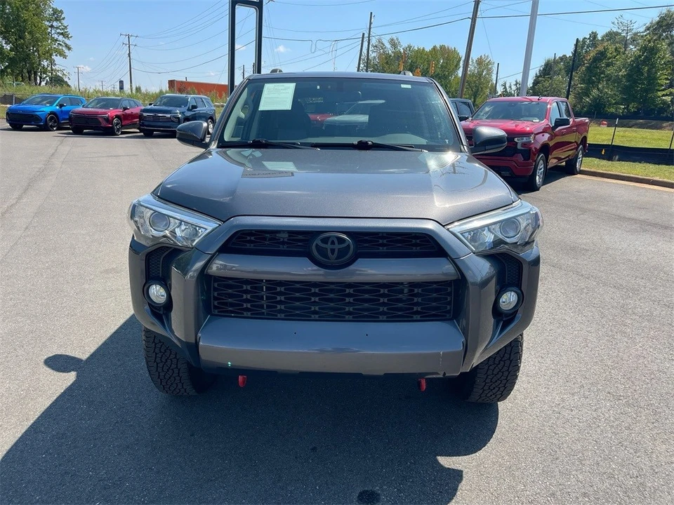 2017 Toyota 4Runner 5th Gen - Image 8 of 12