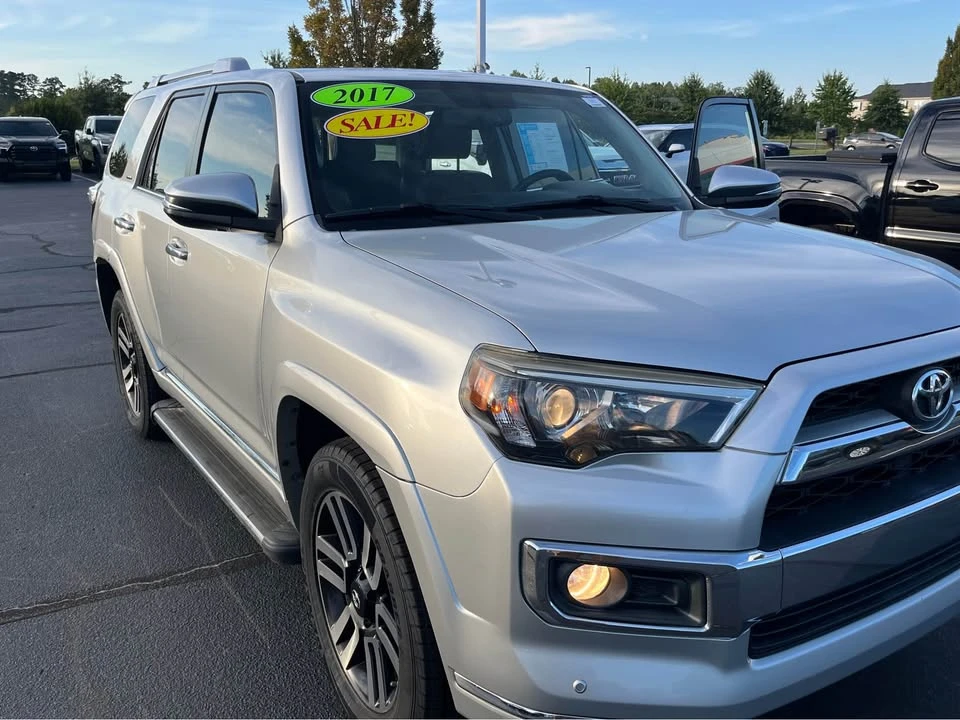 2017 Toyota 4Runner 5th Gen - Image 2 of 12