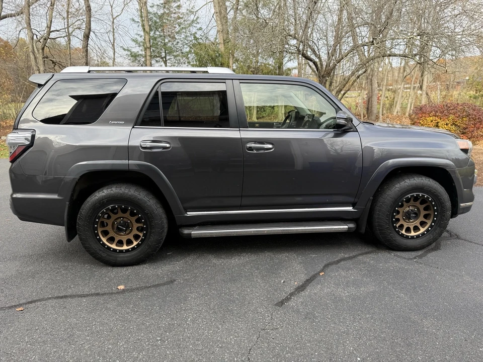 2017 Toyota 4Runner 5th Gen - Image 2 of 21
