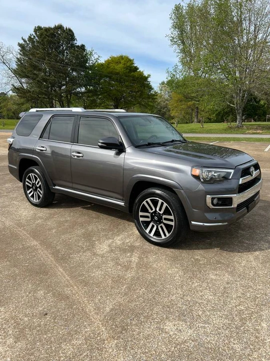 2017 Toyota 4Runner 5th Gen - Image 9 of 23