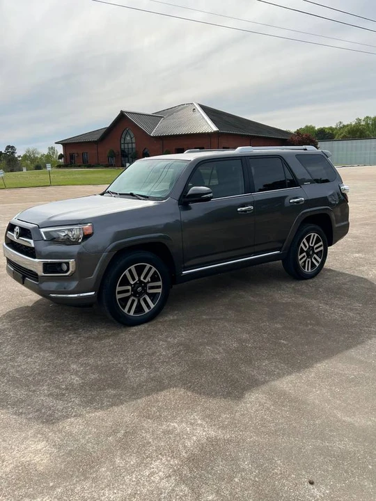 2017 Toyota 4Runner 5th Gen - Image 3 of 23