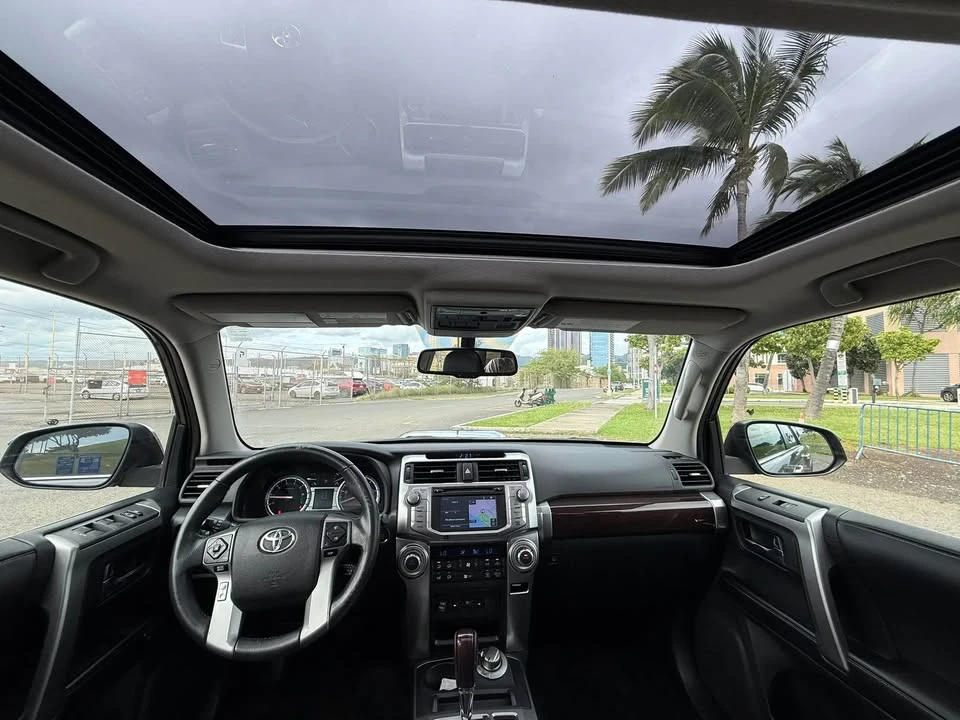 2017 Toyota 4Runner 5th Gen - Image 10 of 17