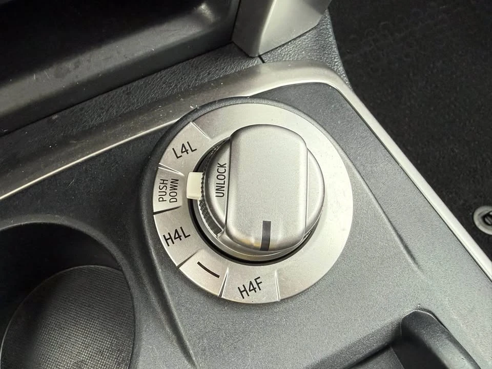 2017 Toyota 4Runner 5th Gen - Image 7 of 17