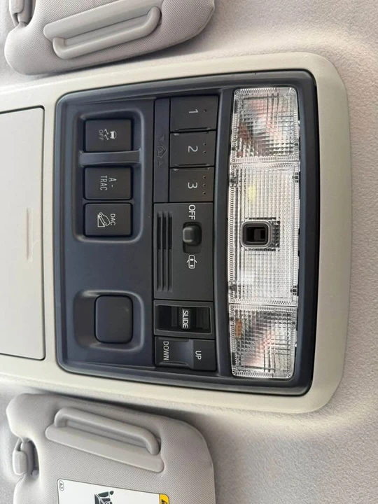 2017 Toyota 4Runner 5th Gen - Image 8 of 17