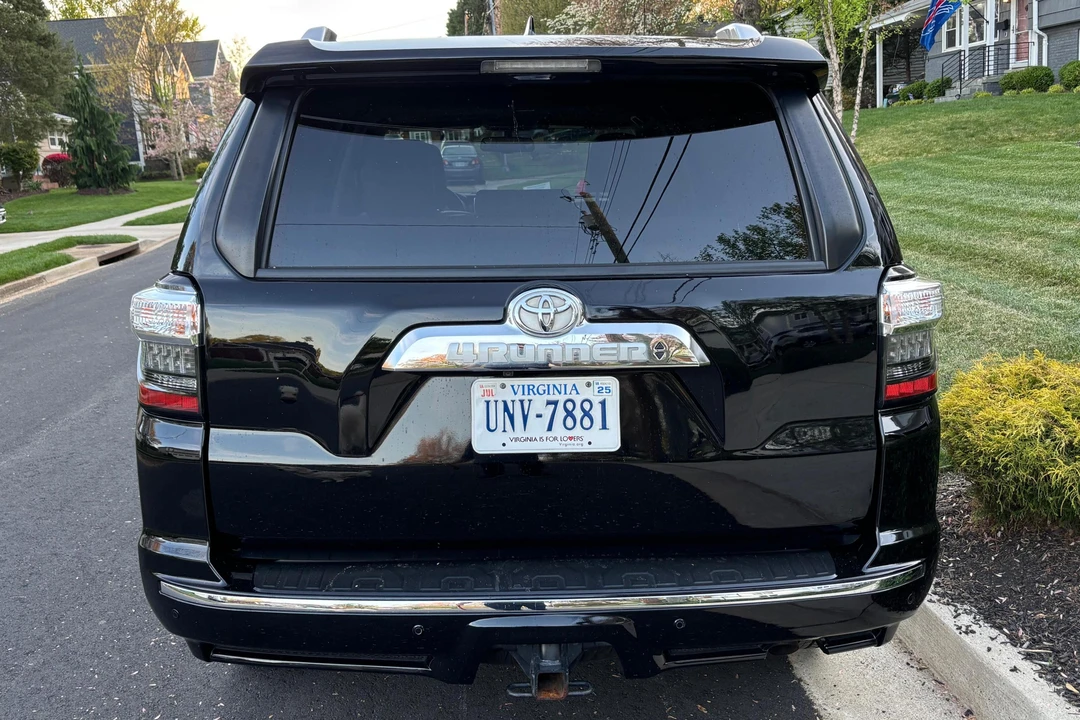 2017 Toyota 4Runner 5th Gen - Image 5 of 31
