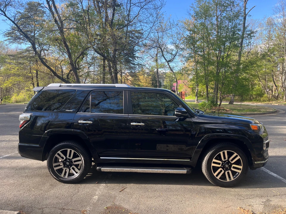 2017 Toyota 4Runner 5th Gen - Image 14 of 31