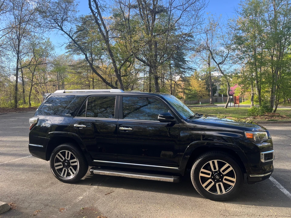 2017 Toyota 4Runner 5th Gen - Image 15 of 31