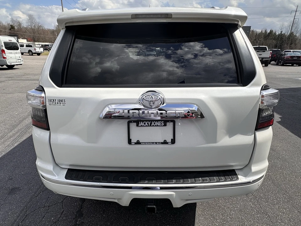 2017 Toyota 4Runner 5th Gen - Image 7 of 12