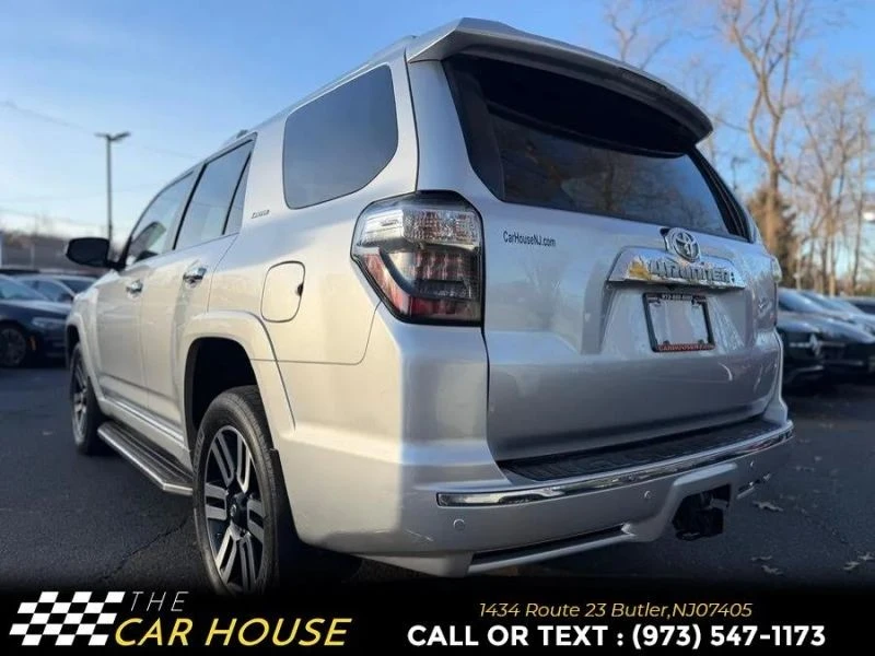 2017 Toyota 4Runner 5th Gen - Image 9 of 12