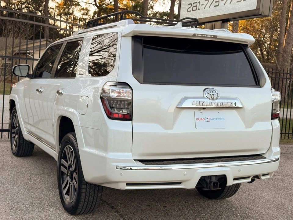 2017 Toyota 4Runner 5th Gen - Image 5 of 12