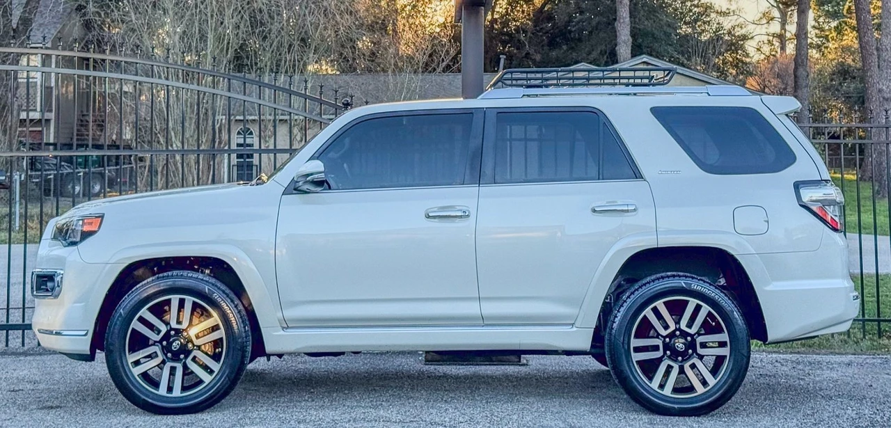 2017 Toyota 4Runner 5th Gen - Image 3 of 12