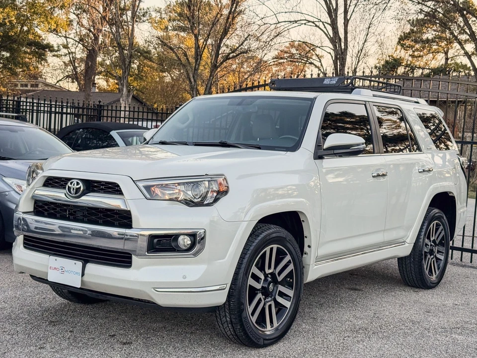 2017 Toyota 4Runner 5th Gen - Image 4 of 12