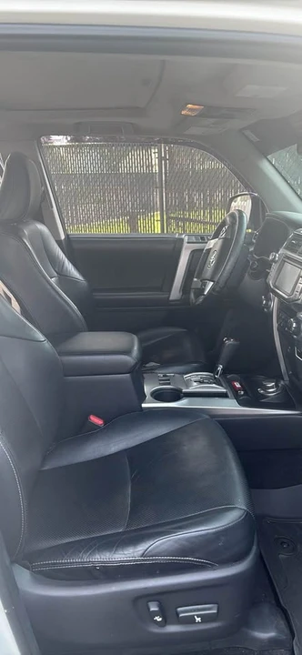 2017 Toyota 4Runner 5th Gen - Image 6 of 12