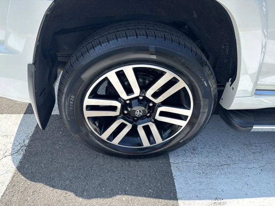 2017 Toyota 4Runner 5th Gen - Image 11 of 20