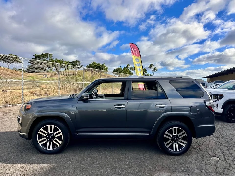 2017 Toyota 4Runner 5th Gen - Image 2 of 13