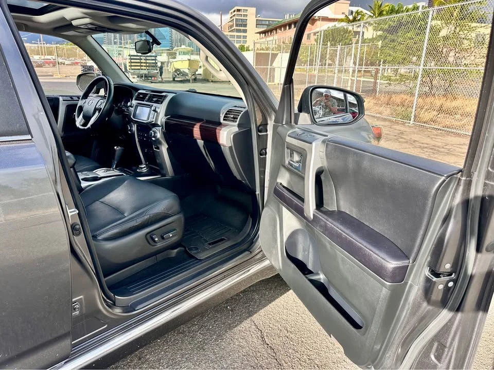 2017 Toyota 4Runner 5th Gen - Image 8 of 13