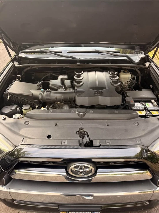 2017 Toyota 4Runner 5th Gen - Image 10 of 13