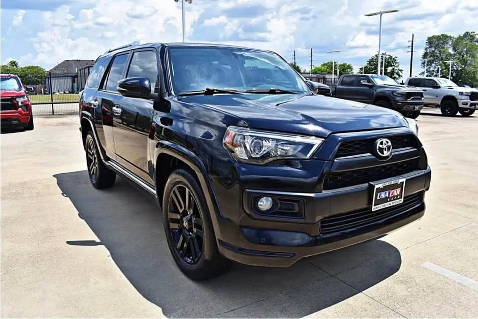 2017 Toyota 4Runner 5th Gen - Image 2 of 18
