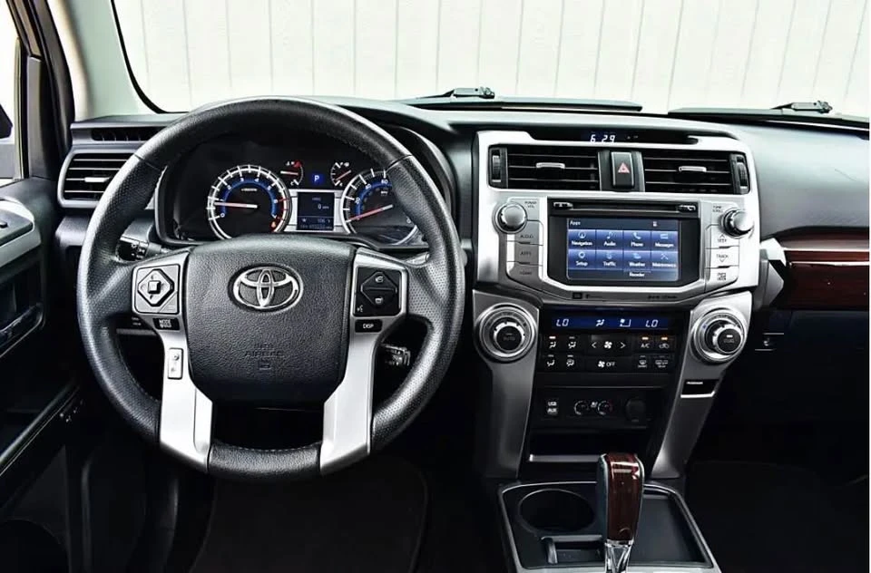 2017 Toyota 4Runner 5th Gen - Image 11 of 18