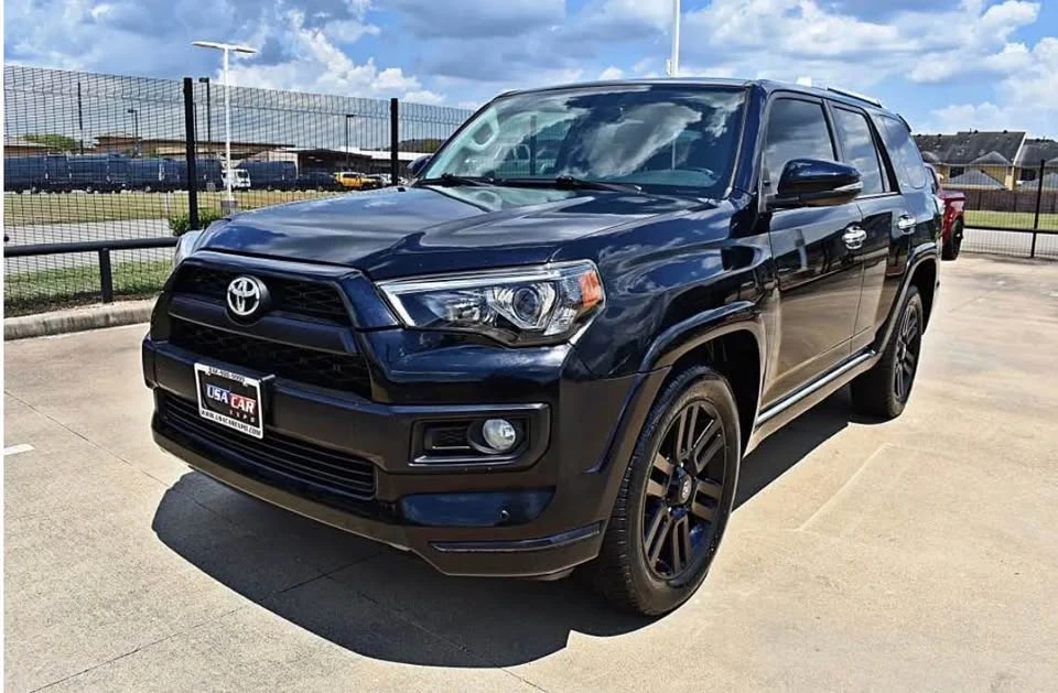 2017 Toyota 4Runner 5th Gen - Image 3 of 18