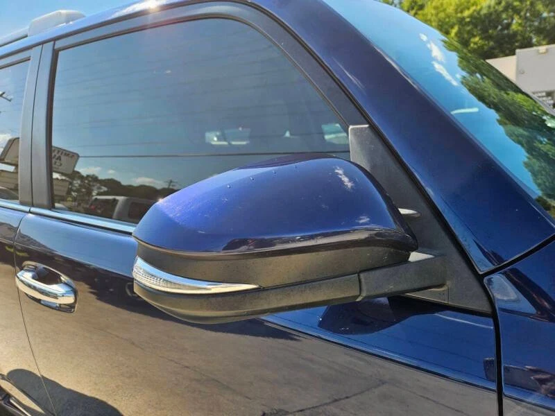 2017 Toyota 4Runner 5th Gen - Image 11 of 20