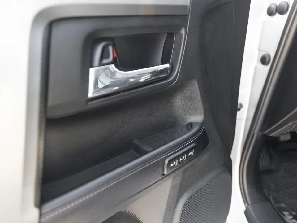 2017 Toyota 4Runner 5th Gen - Image 14 of 20