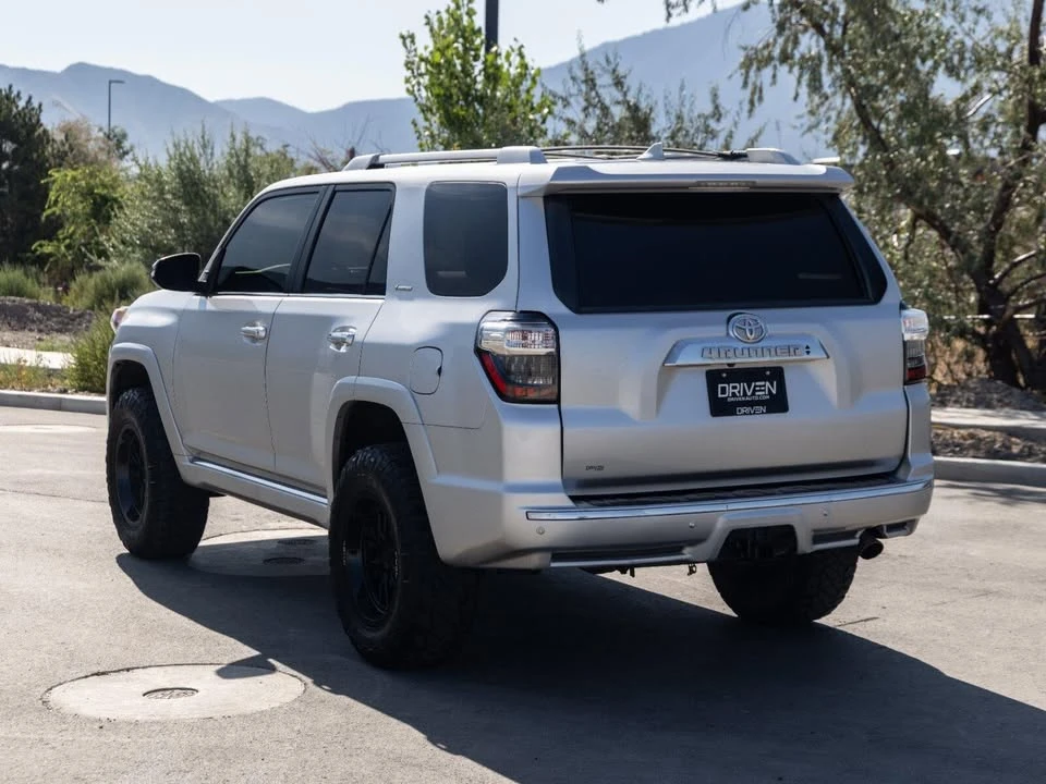 2017 Toyota 4Runner 5th Gen - Image 5 of 20