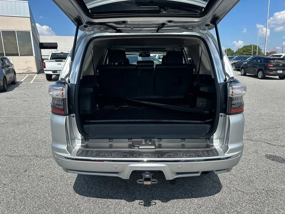 2017 Toyota 4Runner 5th Gen - Image 18 of 20