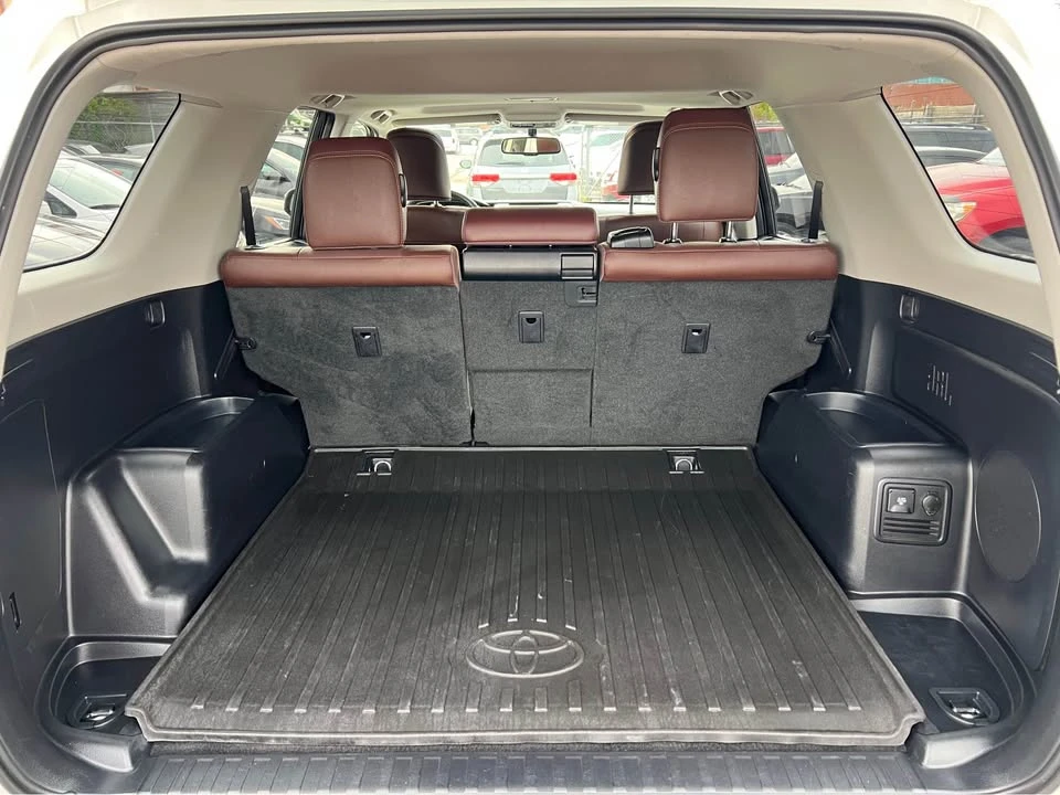 2017 Toyota 4Runner 5th Gen - Image 17 of 20