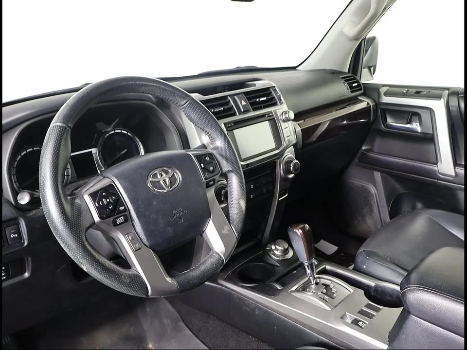 2017 Toyota 4Runner 5th Gen - Image 5 of 14