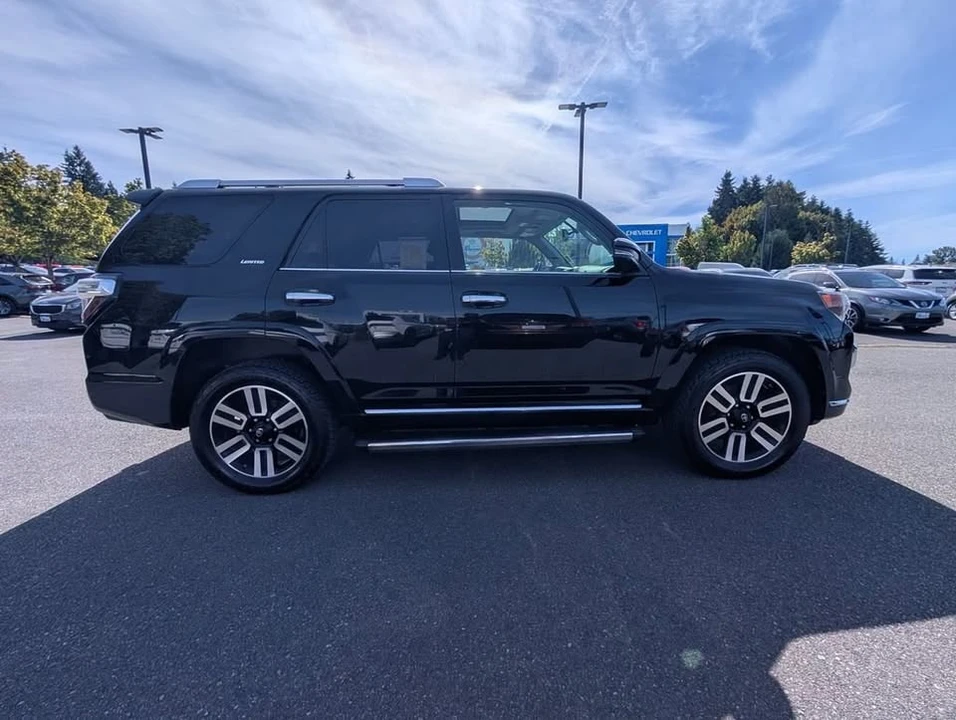 2017 Toyota 4Runner 5th Gen - Image 4 of 20