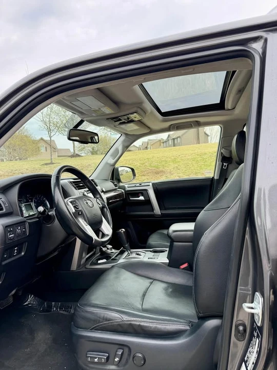 2017 Toyota 4Runner 5th Gen - Image 4 of 10