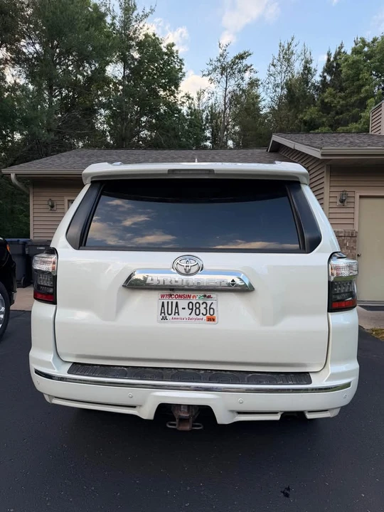 2017 Toyota 4Runner 5th Gen - Image 4 of 8