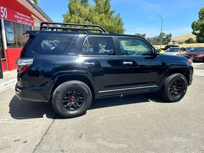 2017 Toyota 4Runner 5th Gen - Image 10 of 20