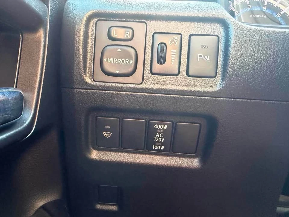 2017 Toyota 4Runner 5th Gen - Image 15 of 18
