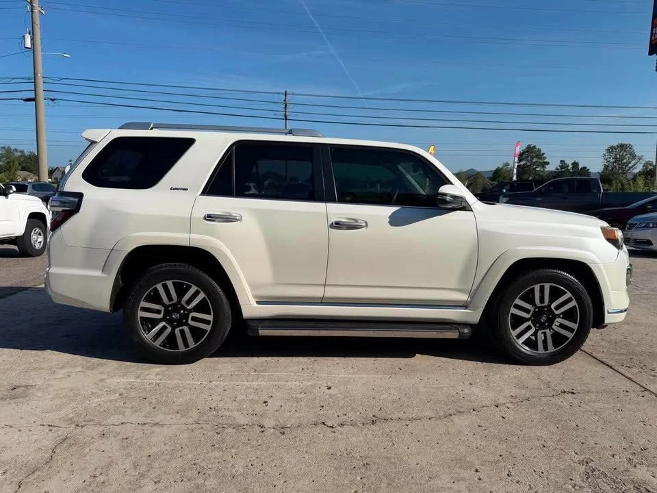 2017 Toyota 4Runner 5th Gen - Image 4 of 18