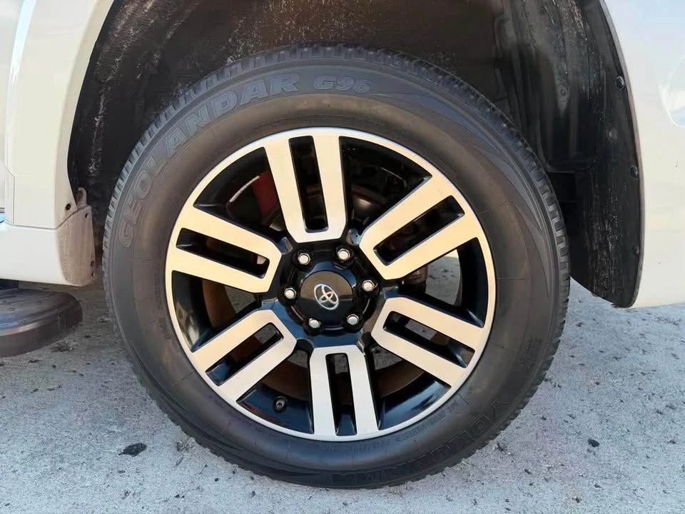 2017 Toyota 4Runner 5th Gen - Image 18 of 18