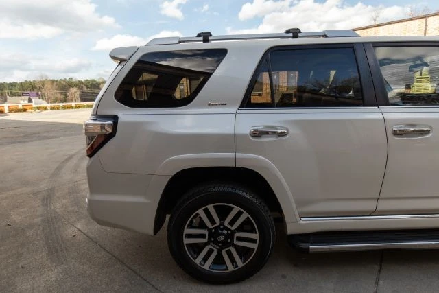 2017 Toyota 4Runner 5th Gen - Image 10 of 21