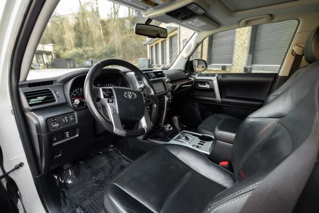 2017 Toyota 4Runner 5th Gen - Image 17 of 21
