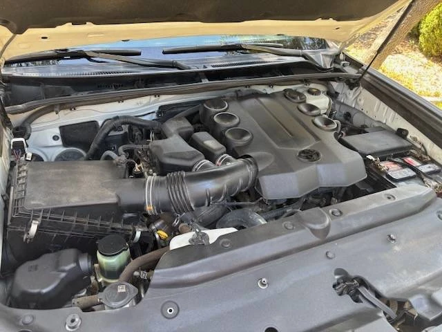 2017 Toyota 4Runner 5th Gen - Image 7 of 14