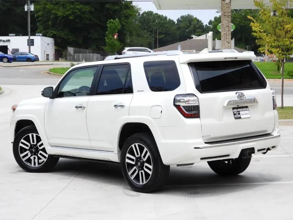2017 Toyota 4Runner 5th Gen - Image 7 of 20