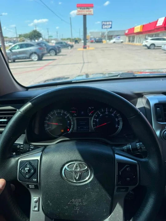2017 Toyota 4Runner 5th Gen - Image 7 of 9