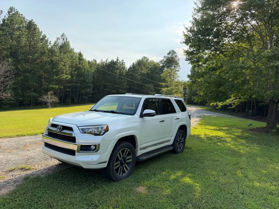 2017 Toyota 4Runner 5th Gen - Image 10 of 10