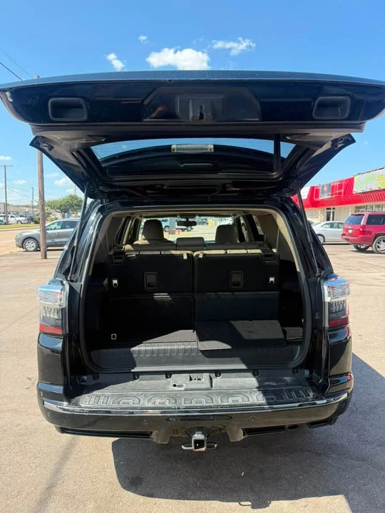 2017 Toyota 4Runner 5th Gen - Image 5 of 9