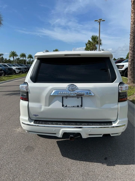 2017 Toyota 4Runner 5th Gen - Image 7 of 20