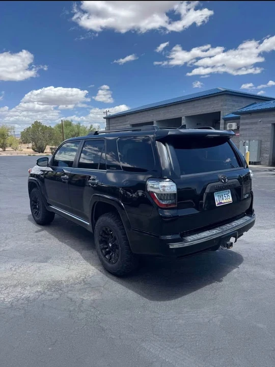 2017 Toyota 4Runner 5th Gen - Image 7 of 20