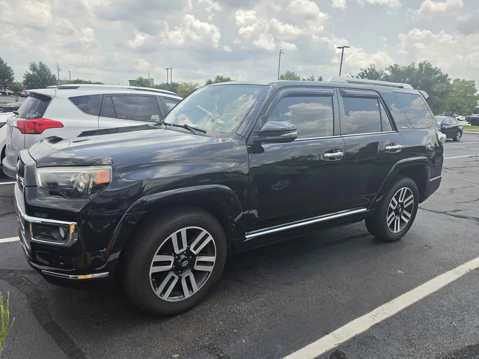 2017 Toyota 4Runner 5th Gen - Image 10 of 11