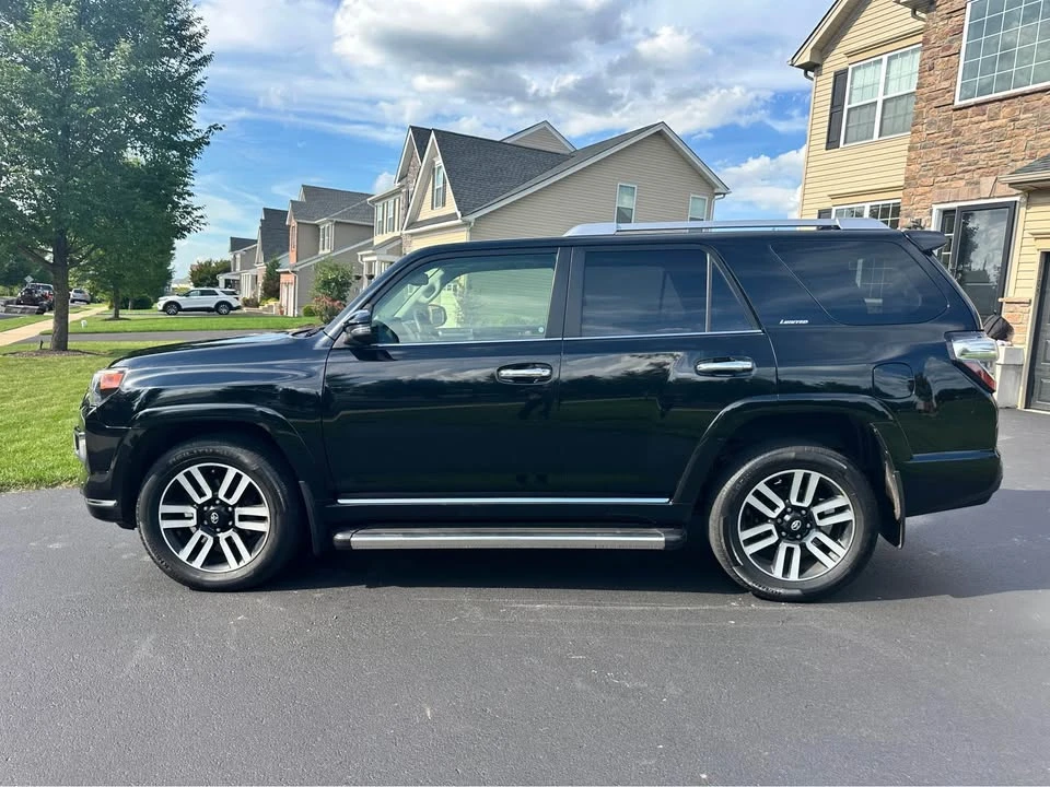 2017 Toyota 4Runner 5th Gen - Image 6 of 13