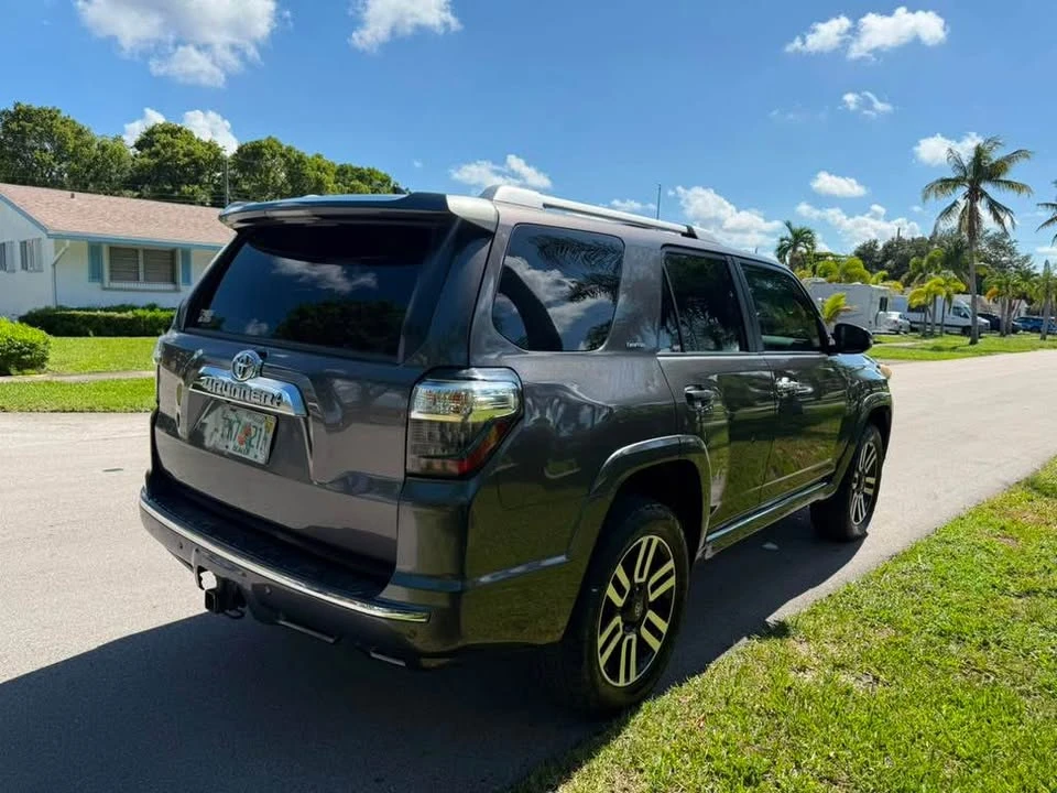 2017 Toyota 4Runner 5th Gen - Image 4 of 14